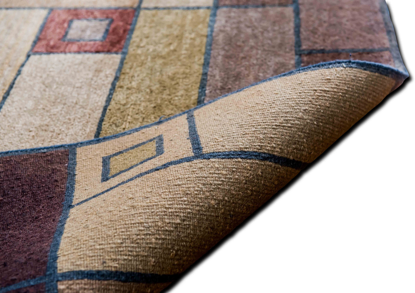 Geometric wool rug– 8 ft x 5 ft –100% Wool – beige