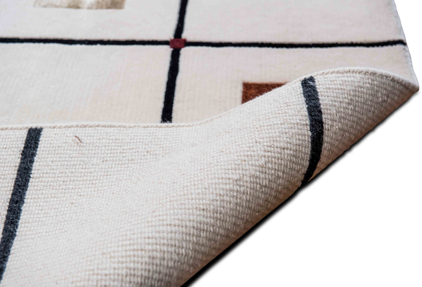 9 ft x 6'8" ft – wool – white, black, beige, ivory, rust