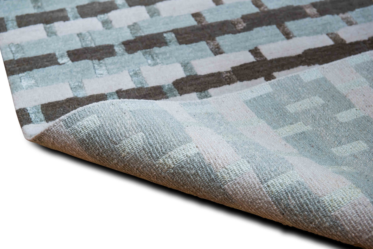 Tufenkian – 5 ft x 3 ft – 100% hand knotted wool with silk accents – greys cream blue