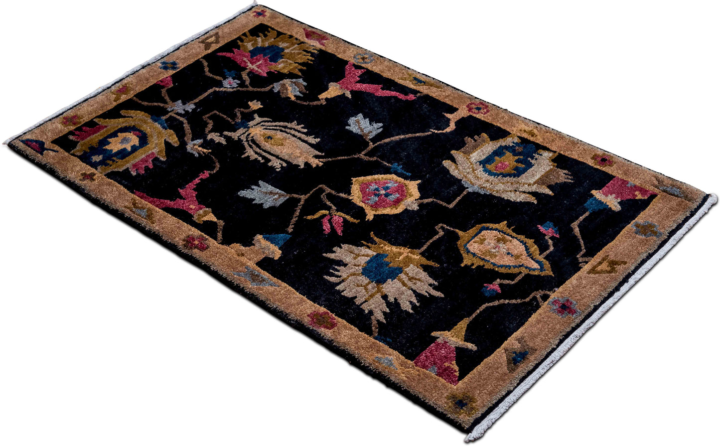 Tufenkian – 5 ft x 3 ft – 100% wool – black