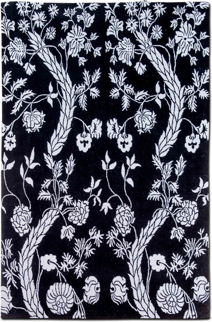 Nepal Collection –  8 ft x 6 ft –100% Wool  – black white