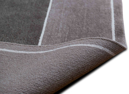 Minimalistic two tone  5 10" ft x 4 ft – 100%Wool – Hand Knotted - brown gray
